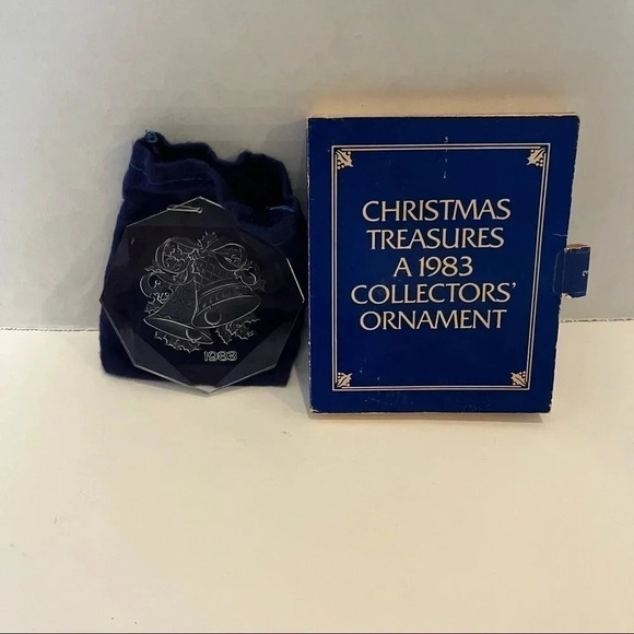 1983 CHRISTMAS TREASURES COLLECTOR'S ORNAMENT-ACRYLIC-IN ORIG. BOX - Picture 1 of 9